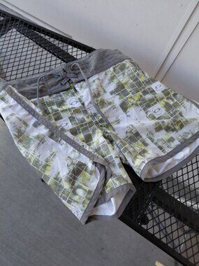 Vintage Oakley Y2K Camo Logo Swim Board Shorts Early 2000s 34-36 Waist Rare